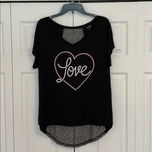 Torrid ‘Love’ top NWOT